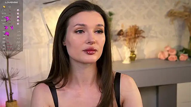 Snapshot of Eva_Golden chatting on December 12, 4:10 pm Eva Golden online show from December 12, 4:10 pm