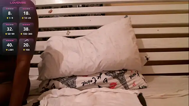 black sexy queen online show from October 23, 8:18 pm