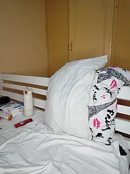 black sexy queen online show from May 25, 9:32 pm