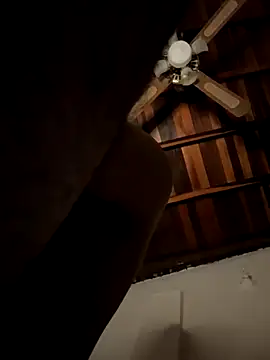 tom thick online show from October 28, 6:28 am