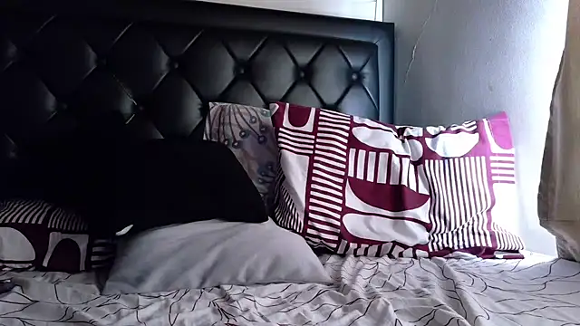 tom thick online show from February 20, 7:03 pm