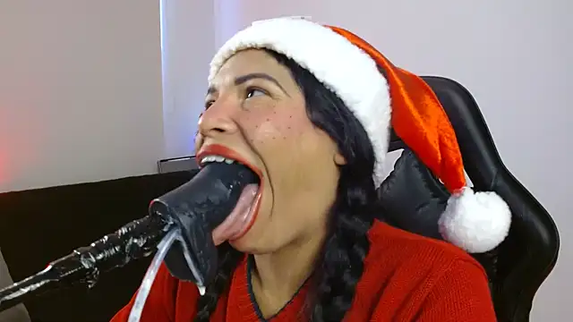 Snapshot of Anabel693 chatting on December 11, 1:39 pm Anabel693 online show from December 11, 1:39 pm