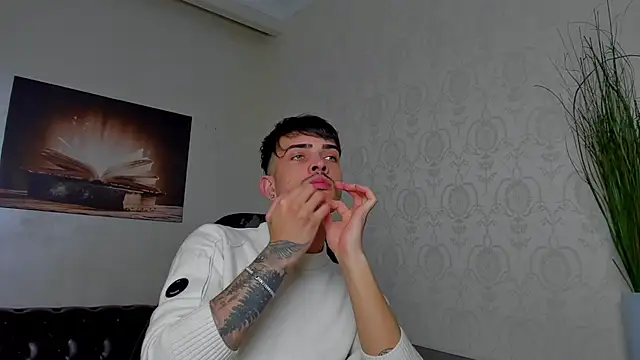 BrandonTate online show from March 18, 2:26 pm