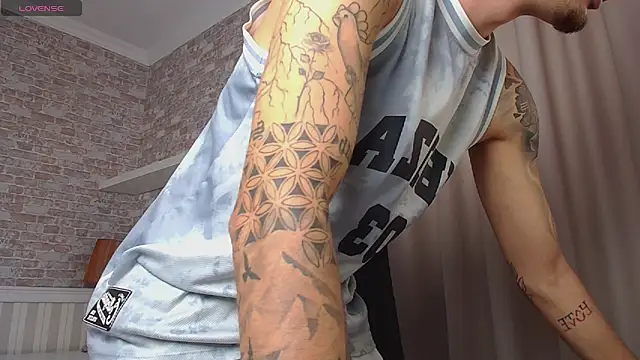 BrandonTate online show from September 23, 10:29 am