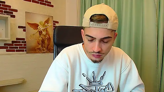 BrandonTate online show from October 14, 4:02 am