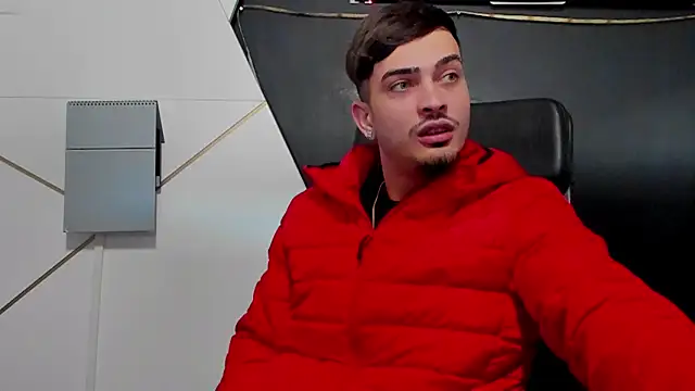 BrandonTate online show from April 20, 6:05 am