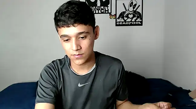 kaiine190 online show from March 21, 6:29 pm