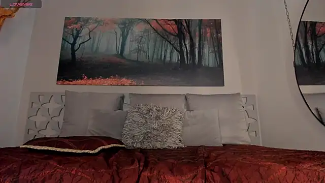 LunaRuso online show from February 18, 10:58 pm