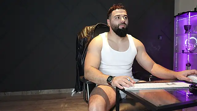 mattmasterss online show from March 28, 9:03 pm