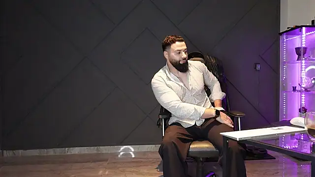 mattmasterss online show from April 10, 7:29 pm