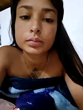 Bonnie Clydeee online show from February 17, 1:18 pm