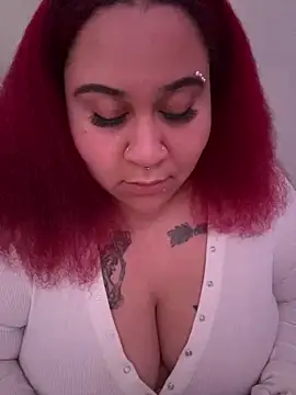 Snapshot of Juicyjordie chatting on March 2, 2:51 am Juicyjordie online show from March 2, 2:51 am