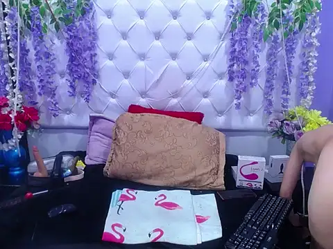 Snapshot of Brith_Adams chatting on December 21, 6:41 am Brith Adams online show from December 21, 6:41 am