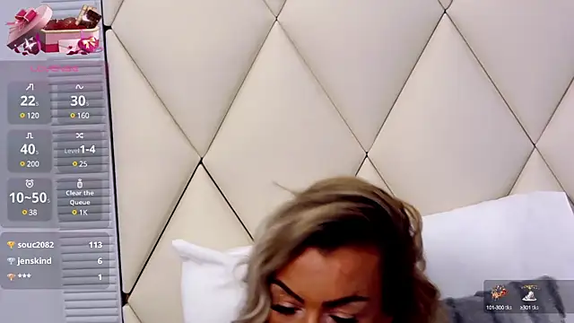 Snapshot of EvieSanders chatting on February 11, 11:43 am EvieSanders online show from February 11, 11:43 am