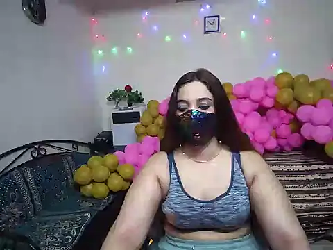 Arushisingh8888 online show from December 27, 9:17 am