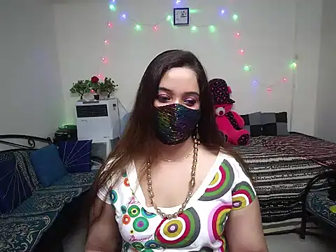 Arushisingh8888 online show from January 24, 9:39 am