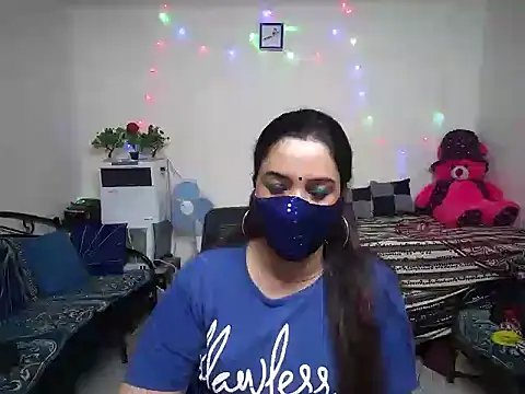 Arushisingh8888 online show from February 9, 2:07 pm