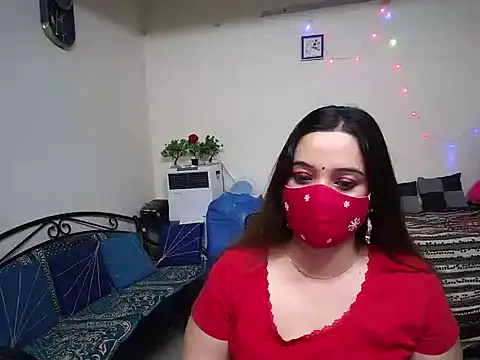 Arushisingh8888 online show from February 14, 9:45 am