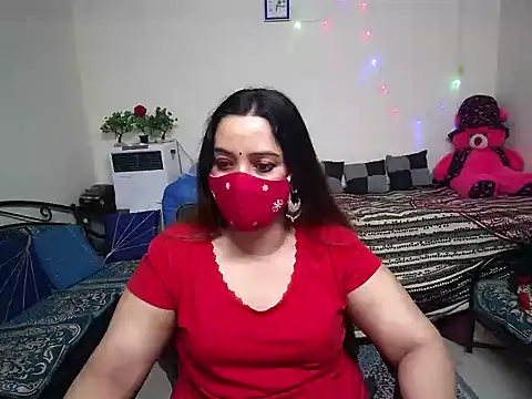 Arushisingh8888 online show from February 14, 12:47 pm