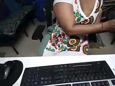 Arushisingh8888 online show from February 15, 11:50 am