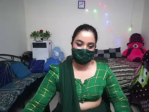 Arushisingh8888 online show from February 21, 11:44 am