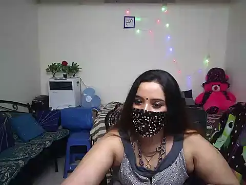 Arushisingh8888 online show from February 28, 10:30 am