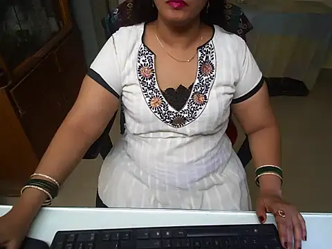 Arushisingh8888 online show from September 15, 12:16 pm