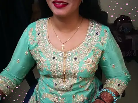 Arushisingh8888 online show from March 22, 1:03 pm