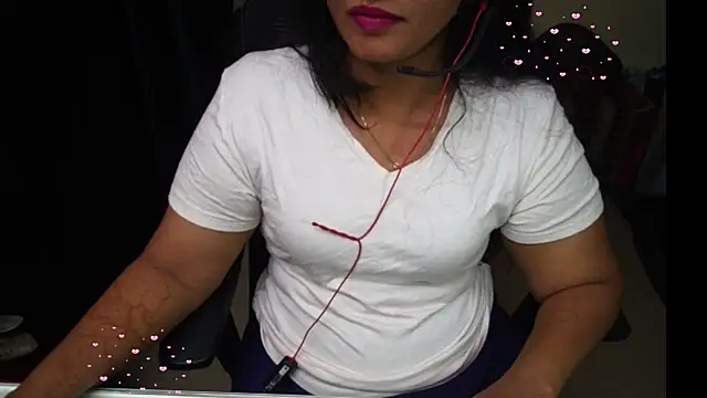 Arushisingh8888 online show from June 8, 1:55 pm