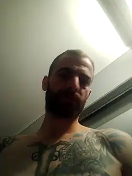 Snapshot of Antonio_Vatooo chatting on January 19, 1:00 am Antonio Vatooo online show from January 19, 1:00 am