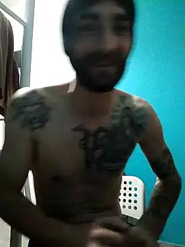 Snapshot of Antonio_Vatooo chatting on February 1, 5:47 pm Antonio Vatooo online show from February 1, 5:47 pm