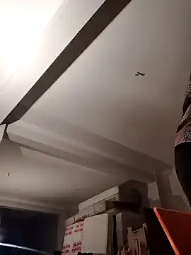 Snapshot of Antonio_Vatooo chatting on February 15, 8:11 pm Antonio Vatooo online show from February 15, 8:11 pm