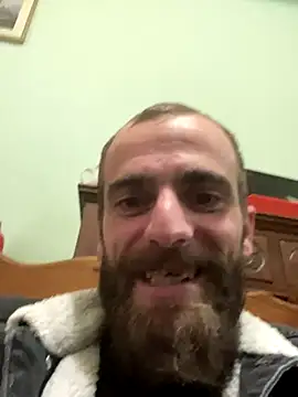 Snapshot of Antonio_Vatooo chatting on October 14, 9:21 am Antonio Vatooo online show from October 14, 9:21 am