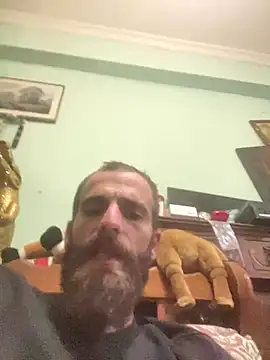 Snapshot of Antonio_Vatooo chatting on October 22, 5:34 pm Antonio Vatooo online show from October 22, 5:34 pm