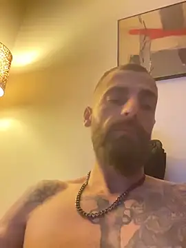 Snapshot of Antonio_Vatooo chatting on November 5, 11:27 pm Antonio Vatooo online show from November 5, 11:27 pm