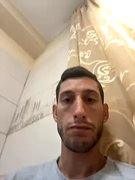 Snapshot of Gionnytav chatting on October 4, 6:44 am Gionnytav online show from October 4, 6:44 am