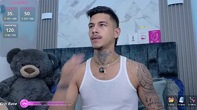 JAYCOB00 online show from February 12, 1:11 am