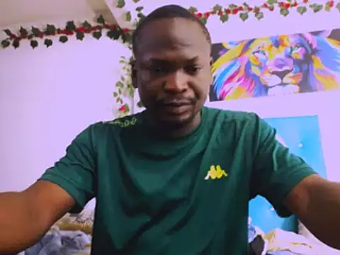 latinhot9631 online show from December 19, 2:29 am