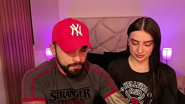 Snapshot of teseo_and_afroditha_ chatting on August 2, 1:26 am teseo and afroditha online show from August 2, 1:26 am