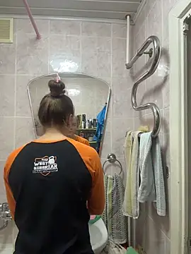 AlisaKissss online show from December 20, 7:32 pm