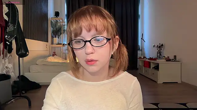 electric babe online show from November 19, 11:21 am