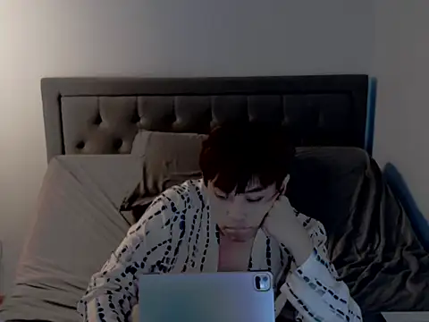 Snapshot of bxiaobao94 chatting on July 11, 4:15 am bxiaobao94 online show from July 11, 4:15 am