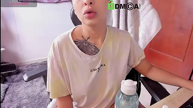 Snapshot of sweetcoralinee chatting on November 25, 4:29 pm sweetcoralinee online show from November 25, 4:29 pm