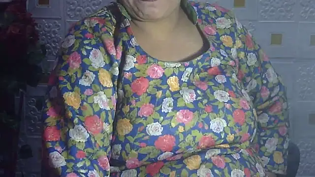 Snapshot of Sexy_komolika chatting on January 4, 7:03 am Sexy komolika online show from January 4, 7:03 am