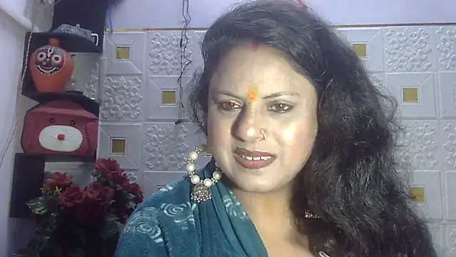 Snapshot of Sexy_komolika chatting on January 21, 7:37 am Sexy komolika online show from January 21, 7:37 am