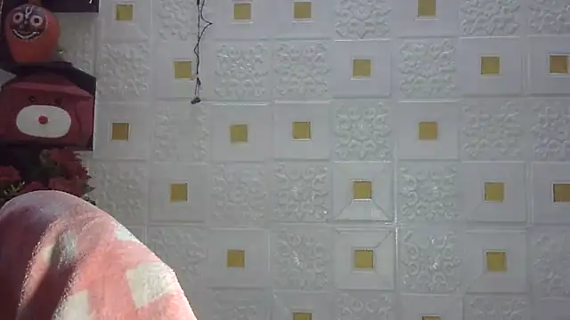 Snapshot of Sexy_komolika chatting on January 24, 3:02 pm Sexy komolika online show from January 24, 3:02 pm