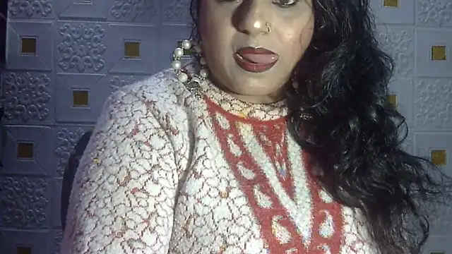 Snapshot of Sexy_komolika chatting on February 1, 2:56 pm Sexy komolika online show from February 1, 2:56 pm