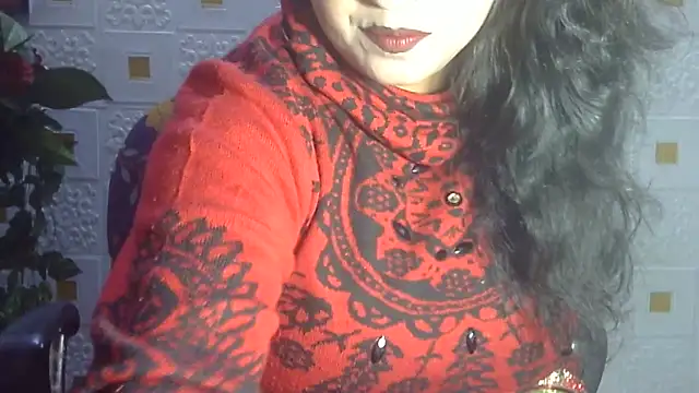 Snapshot of Sexy_komolika chatting on February 8, 11:22 am Sexy komolika online show from February 8, 11:22 am