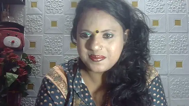 Snapshot of Sexy_komolika chatting on March 8, 4:50 pm Sexy komolika online show from March 8, 4:50 pm