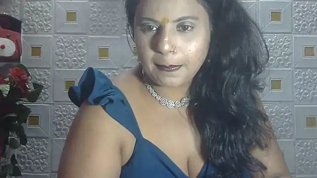 Snapshot of Sexy_komolika chatting on March 10, 5:07 pm Sexy komolika online show from March 10, 5:07 pm